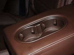 2015款 Cayenne Turbo 4.8T 5座