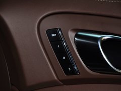 2015款 Cayenne Turbo 4.8T 5座