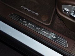 2015款 Cayenne Turbo 4.8T 5座
