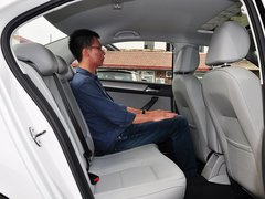 2015款 1.6L 自动 优选型
