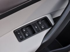 2015款 1.6L 自动 优选型