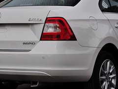 2015款 1.6L 自动 优选型