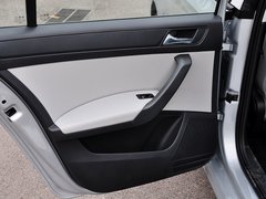 2015款 1.6L 自动 智选型