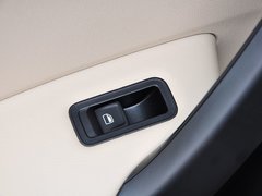 2015款 1.6L 手动 智选型