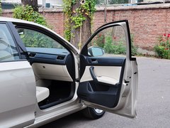 2015款 1.6L 手动 智选型