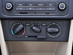 2015款 1.6L 手动 智选型