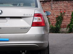 2015款 1.6L 手动 智选型
