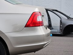 2015款 1.6L 手动 智选型
