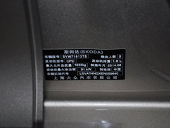 2015款 1.6L 自动 乐选型