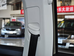 2015款 1.6L 自动 乐选型
