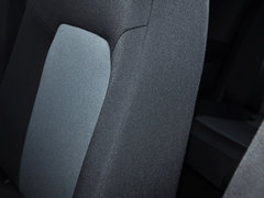 2015款 1.6L 自动 乐选型