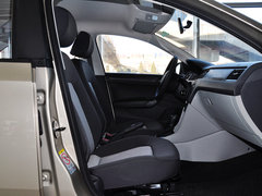 2015款 1.6L 自动 乐选型