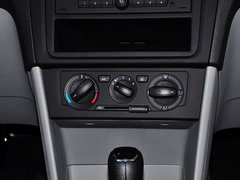 2015款 1.6L 自动 乐选型