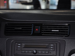 2015款 1.6L 自动 乐选型