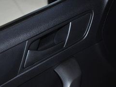 2015款 1.6L 自动 乐选型