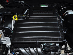 2015款 1.6L 自动 乐选型