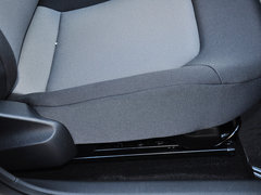2015款 1.4L 手动 乐选型