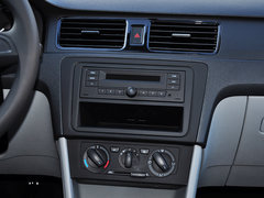 2015款 1.4L 手动 乐选型