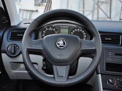 2015款 1.4L 手动 乐选型