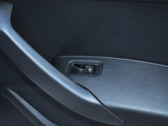 2015款 1.4L 手动 乐选型