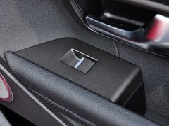 2015款 2.0T 5门 耀动版