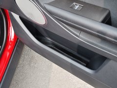 2015款 2.0T 5门 耀动版