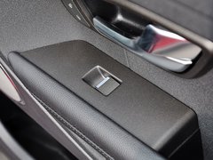 2015款 2.0T 5门 耀动版