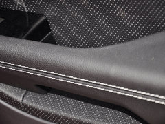 2015款 2.0T 5门 耀享版