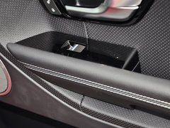 2015款 2.0T 5门 耀享版