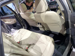 2015款 2.5i 经典版 5座