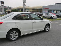 2016款 1.6L 自动 豪华ESP版