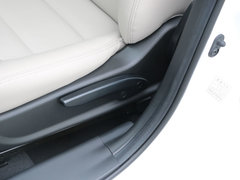 2016款 1.6L 自动 豪华ESP版