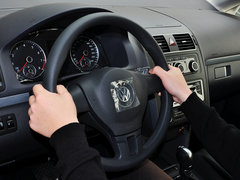 2015款 1.4TSI 自动 舒适版 5座