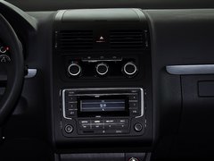 途安 2015款 1.4TSI 手动 风尚版 5座