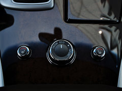 2014款 2.5L Hybrid 两驱卓越版 7座
