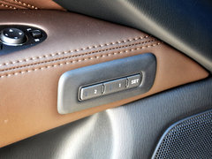 2014款 2.5L Hybrid 两驱卓越版 7座