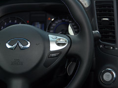 2015款 3.7L 绝影版