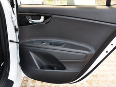2014款 1.8L 自动 LUX