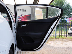 2014款 1.8L 自动 LUX