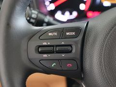 2014款 2.0L 自动 LUX