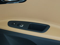 2014款 2.0L 自动 LUX