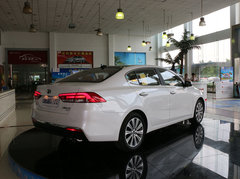 2014款 2.0L 自动 LUX