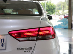 2014款 2.0L 自动 LUX