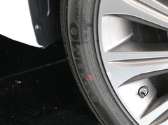 2014款 2.0L 自动 LUX
