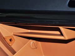 起亚K4 2014款 2.0L 自动 LUX