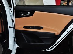 起亚K4 2014款 2.0L 自动 LUX