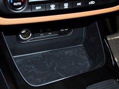 2014款 2.0L 自动 LUX