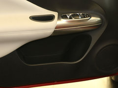 2014款 1.6T 率动版
