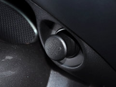 2014款 1.6T 率动版