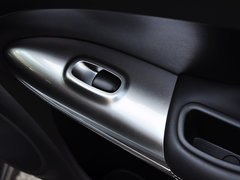 2014款 1.6T 率动版